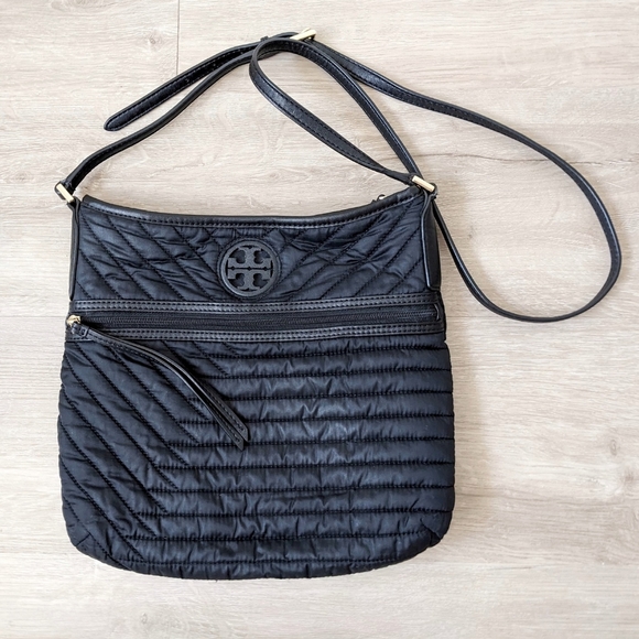 Tory Burch Bags Tory Burch Quilted Nylon Swingpack Crossbody Bag